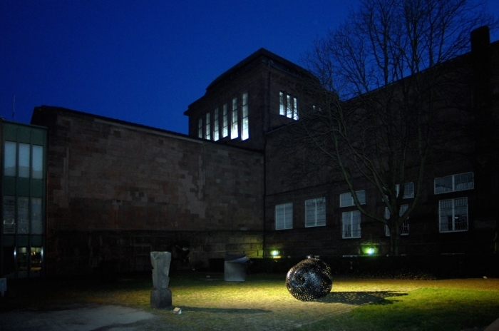 NatHalie Braun Barends Installationskunst - PHaradise Lichtinstallation in der Kunsthalle Mannheim Billingbau