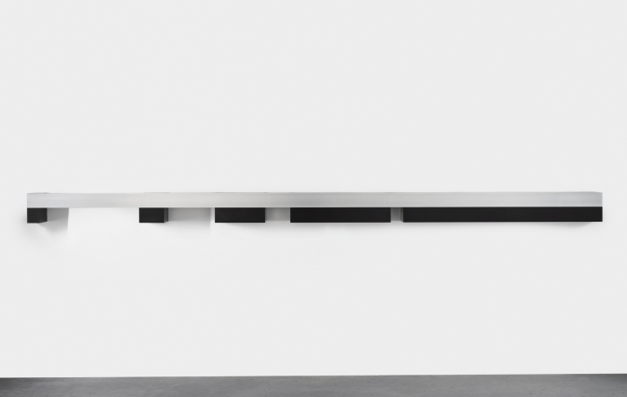 Werk des amerikanischen Bildhauers Donald Judd für circa 1,15 Mio. Pfund versteigert