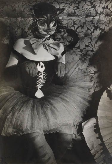 Brassaï Fotographie - Frau mit Katzenmaske 1930