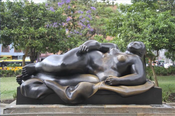 Fernando Botero Angulo Bildhauerei - Schlafende Frau