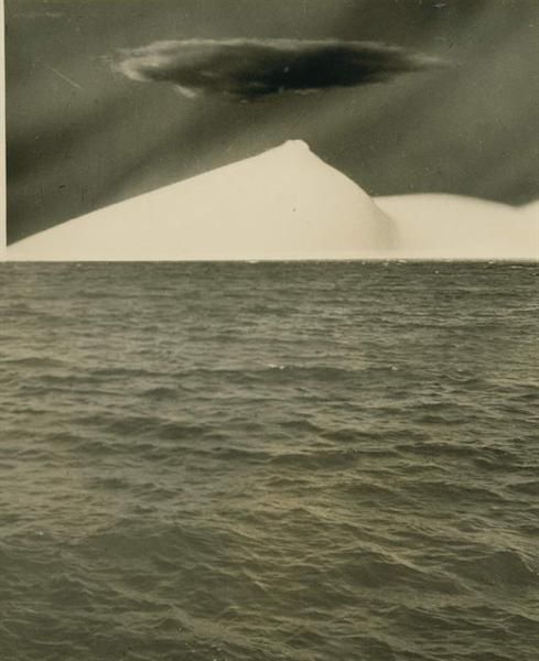 Kansuke Yamamoto Fotographie - Landschaft mit Meer 1940