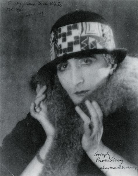 Man Ray Fotographie - Rrose Selavy alias Marcel Duchamp 1921