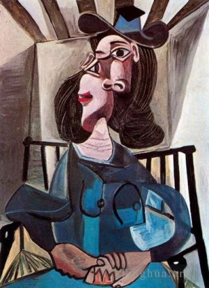 Zeitgenössische Malerei - Frau mit Hut auf einem Stuhl sitzend, Dora Maar, 1941