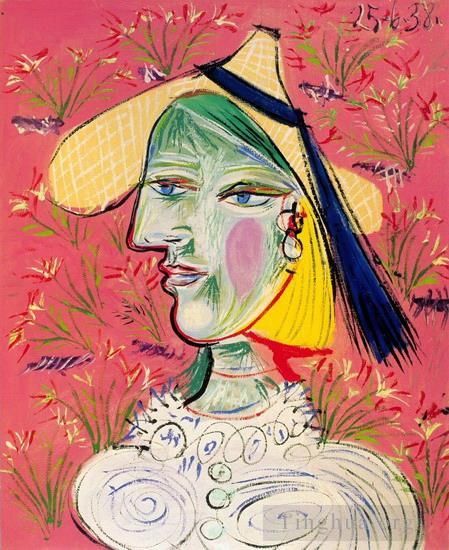 Pablo Picasso Andere Malerei - Femme au chapeau de paille sur fond fleuri 1938