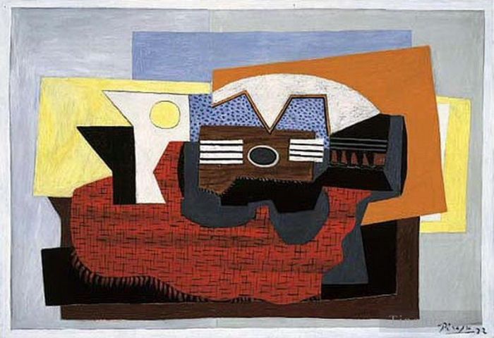 Pablo Picasso Andere Malerei - Gitarre auf einem roten Teppich, 1922