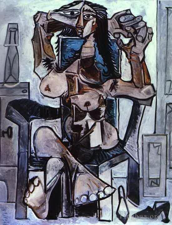 Pablo Picasso Andere Malerei - Akt in einem Sessel mit einer Flasche Evian-Wasser, einem Glas und Schuhen, 1959