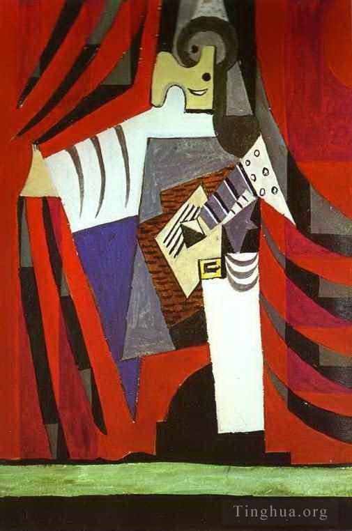 Pablo Picasso Andere Malerei - Polichinelle mit Gitarre vor dem Bühnenvorhang 1919